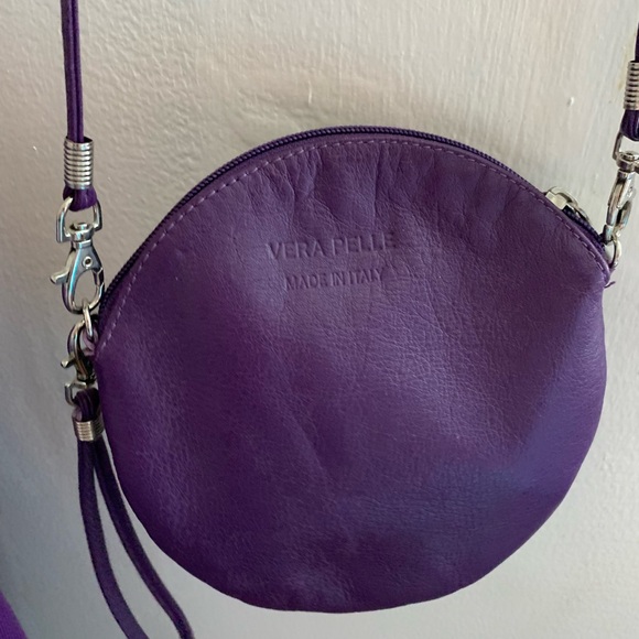 Vera Pelle Colorful Floral Crossbody Bag - Picture 3 of 7